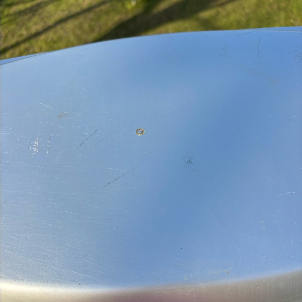 Vintage Mirro Medallion Serving Tray MCM Aluminum & Teak 1950s 1960s Atomic - Picture 9 of 14